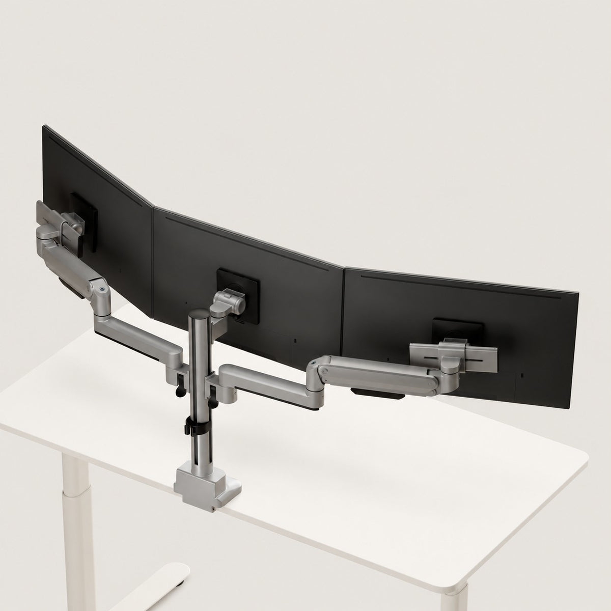 3IDEE® ONE Monitor Mount · 3 Monitors · Spring-Assisted, Sliding · with Pole